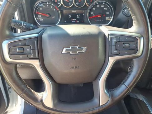 Used 2021 Chevrolet Silverado 1500 LT Trail Boss w/ Convenience Package II AWD/4WD image 6