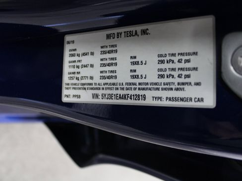 Used 2019 Tesla Model 3 Mid Range image 39