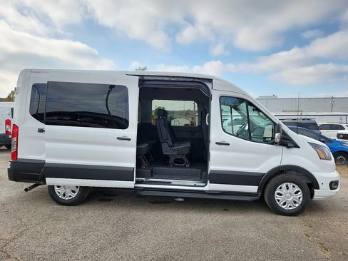 New 2025 Ford Transit 350 XLT RWD image 9