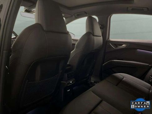 Used 2024 Audi Q4 e-tron Premium Plus w/ Premium Plus image 19