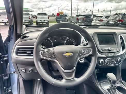 Used 2024 Chevrolet Equinox LT FWD image 13