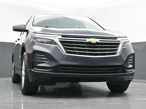 Certified 2022 Chevrolet Equinox LS w/ LS Convenience Package AWD/4WD image 37