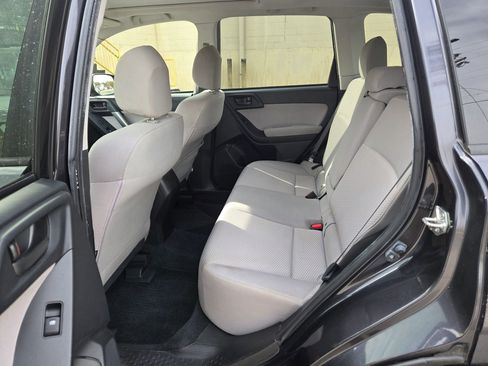Used 2015 Subaru Forester 2.5i Premium image 14