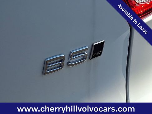 Certified 2026 Volvo XC40 B5 Plus w/ Protection Package Premier image 26