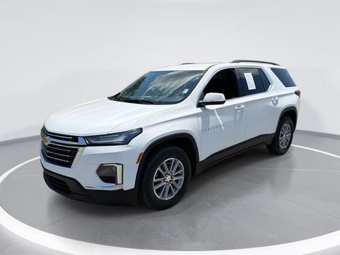 Used 2022 Chevrolet Traverse LT FWD image 1
