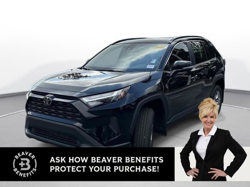 Used 2024 Toyota RAV4 XLE w/ Convenience Package image 1