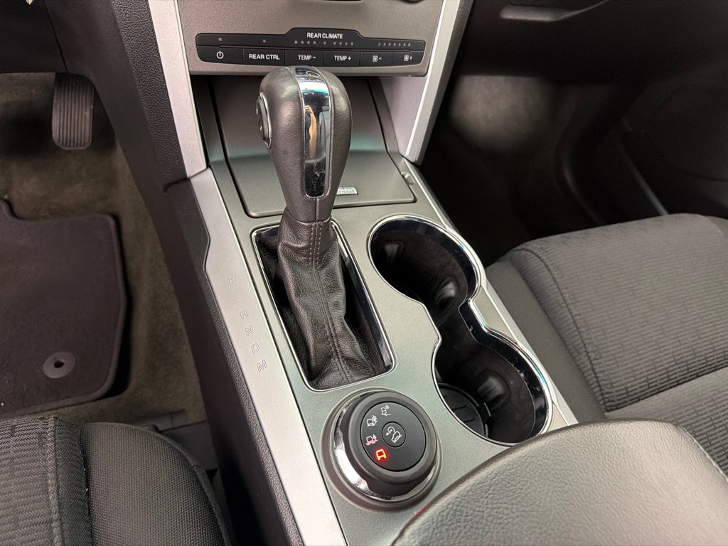 Used 2014 Ford Explorer XLT AWD/4WD image 14