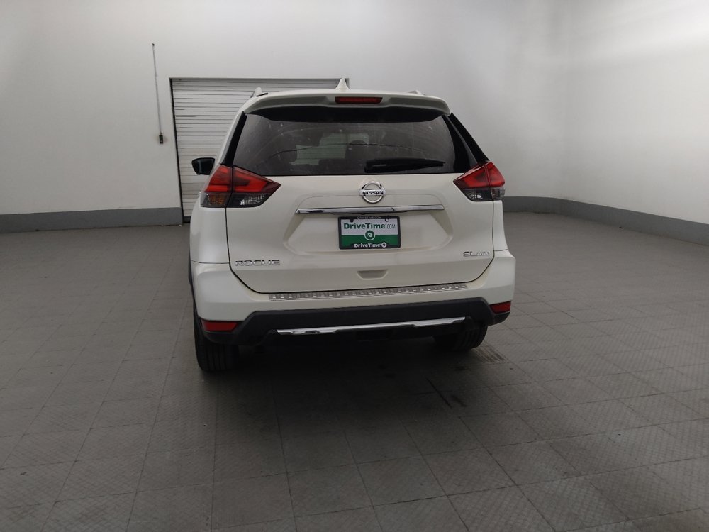 Used 2017 Nissan Rogue SL w/ SL Premium Package AWD/4WD image 6