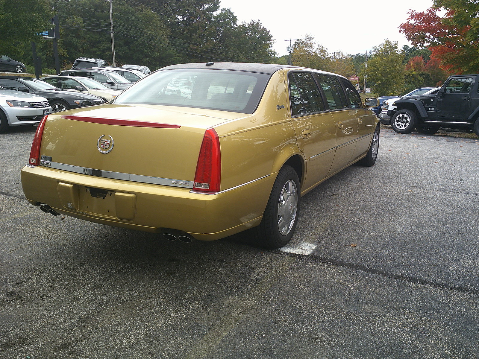 Used 2008 Cadillac DTS Limousine FWD image 5