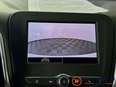 Used 2024 Chevrolet Equinox LT image 14