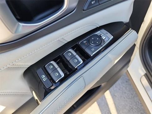 New 2026 Kia Sorento SX Prestige AWD/4WD image 12