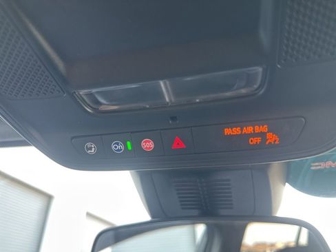 Certified 2025 Chevrolet Equinox LT image 37