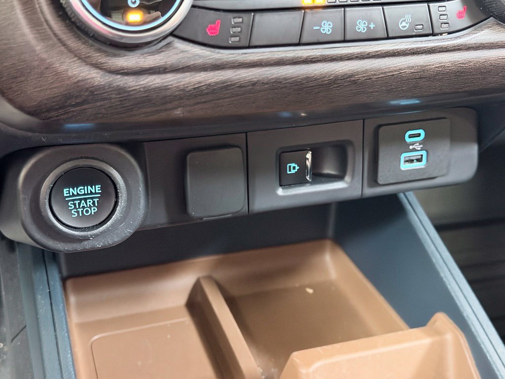 Used 2023 Ford Maverick Lariat w/ Lariat Luxury Package AWD/4WD image 51