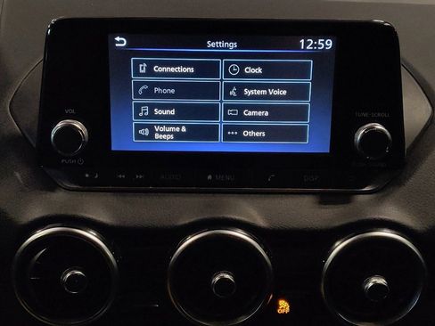 Used 2024 Nissan Sentra S image 25