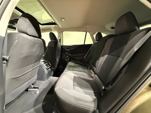 Used 2024 Subaru Outback Premium AWD/4WD image 20
