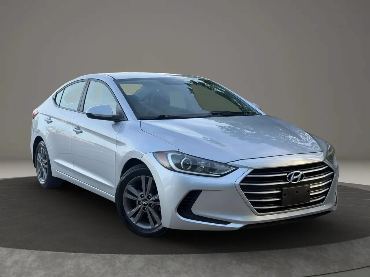 Used 2018 Hyundai Elantra SEL FWD image 9