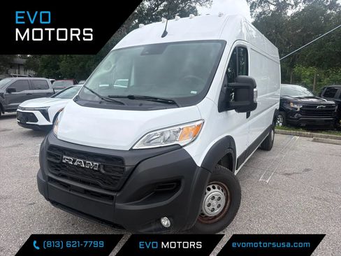 Used 2025 RAM ProMaster 2500 w/ Convenience Group FWD image 1