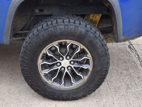 Used 2019 Chevrolet Colorado ZR2 image 9