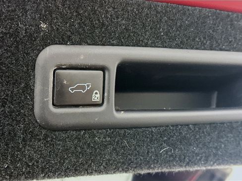 Used 2018 Lexus RX 350L w/ Premium Package image 32