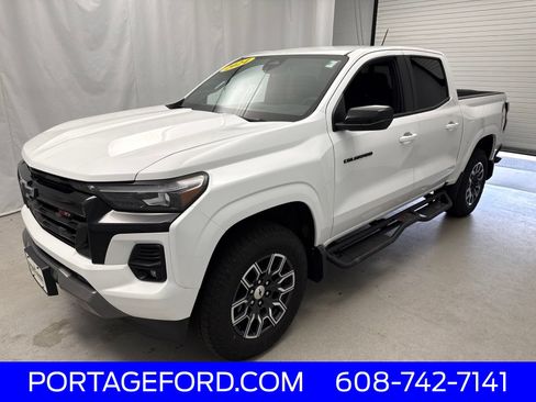 Used 2024 Chevrolet Colorado Z71 w/ Z71 Convenience Package 2 AWD/4WD image 7