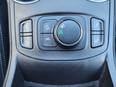 Used 2023 GMC Terrain SLE w/ Driver Convenience Package image 47