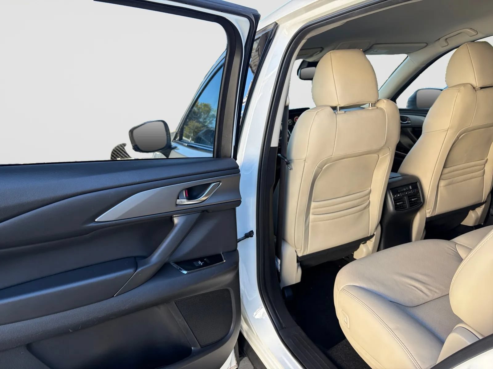 Used 2020 MAZDA CX-9 Touring AWD/4WD image 14