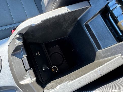 Used 2015 Ford Escape SE image 32