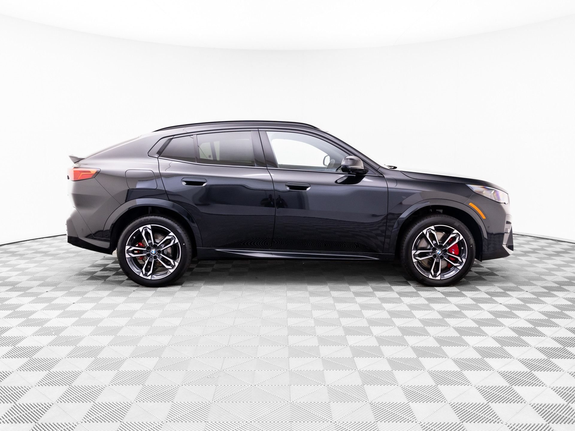 New 2026 BMW X2 M35i AWD/4WD image 8