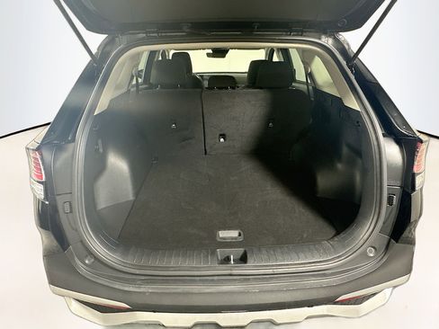 Used 2025 Kia Sportage LX image 28