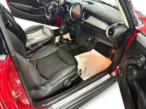 Used 2013 MINI Cooper Hardtop image 11