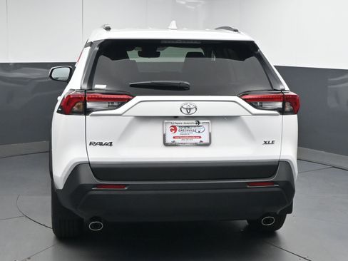 New 2025 Toyota RAV4 XLE image 7