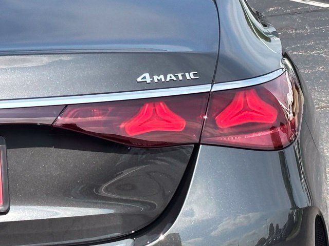 New 2027 Mercedes-Benz E 350 4MATIC Sedan image 12
