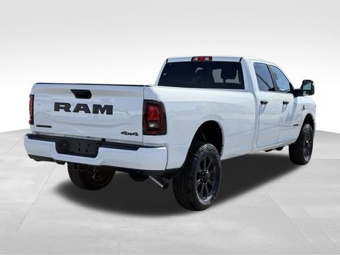 New 2026 RAM 2500 Big Horn AWD/4WD image 6