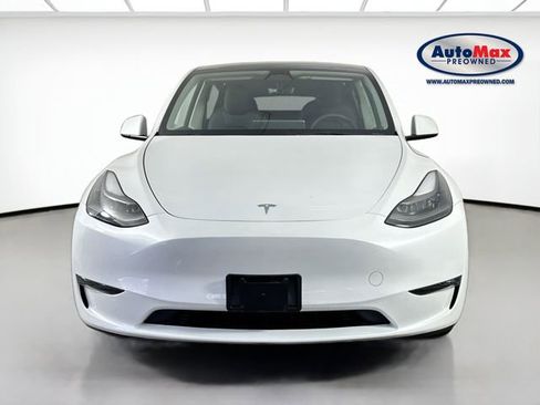Used 2023 Tesla Model Y Long Range image 7