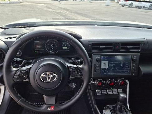 Used 2024 Toyota GR86 Premium RWD image 17