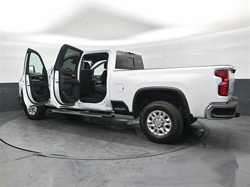 Used 2024 Chevrolet Silverado 2500 LTZ w/ LTZ Convenience Package image 49