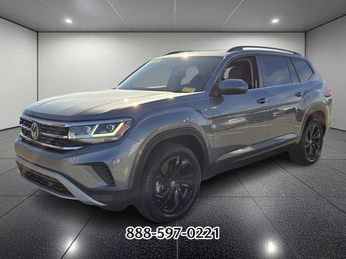 Certified 2022 Volkswagen Atlas SE image 7
