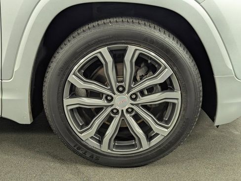 Used 2019 GMC Terrain Denali w/ Comfort Package image 12