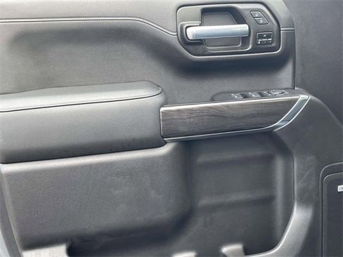 Used 2021 Chevrolet Silverado 1500 LTZ w/ LTZ Premium Package image 13