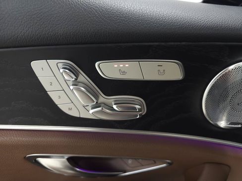 Used 2017 Mercedes-Benz E 300 4MATIC image 15