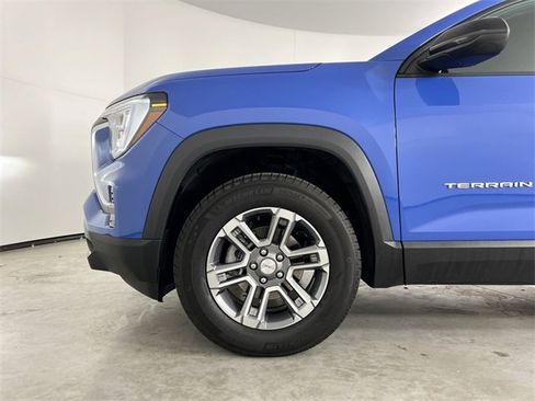 Used 2025 GMC Terrain Elevation image 34