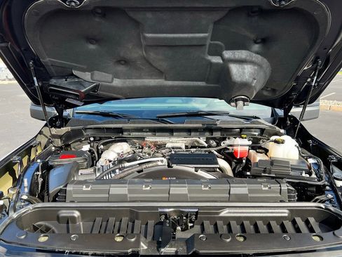 Used 2024 GMC Sierra 2500 Denali Ultimate image 16