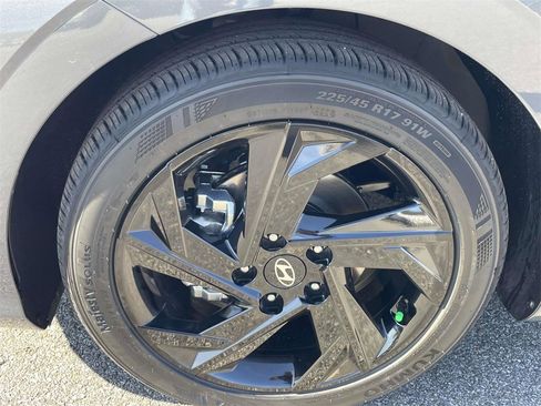 New 2026 Hyundai Elantra Sport image 5