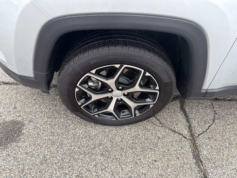 Used 2024 Jeep Compass Limited w/ Sun and Sound Group image 16