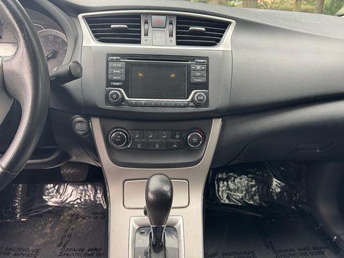 Used 2015 Nissan Sentra SV w/ Protection Package image 21