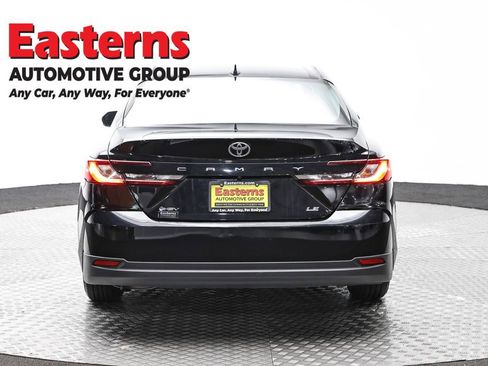Used 2025 Toyota Camry LE FWD image 6