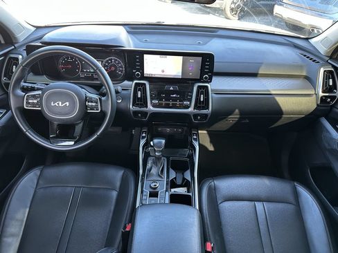 Certified 2022 Kia Sorento SX FWD image 14