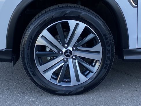 Used 2024 Mitsubishi Outlander Sport AWD image 8