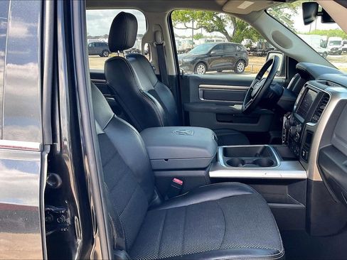 Used 2018 RAM 1500 Lone Star image 30