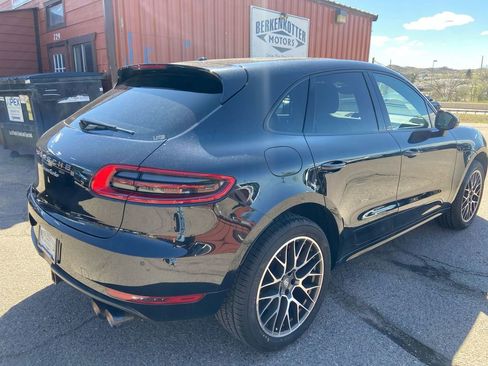 Used 2015 Porsche Macan Turbo image 5